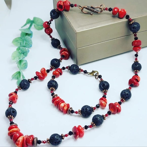 Coral, Lava set - Picture 2 of 5